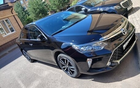 Toyota Camry, 2017 год, 2 580 000 рублей, 4 фотография