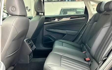 Volkswagen Passat B8 рестайлинг, 2022 год, 1 870 000 рублей, 10 фотография