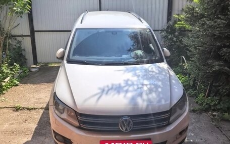 Volkswagen Tiguan I, 2012 год, 8 999 000 рублей, 2 фотография