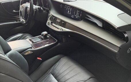 Lexus LS IV, 2018 год, 4 350 000 рублей, 5 фотография