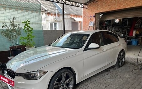 BMW 3 серия, 2013 год, 1 550 000 рублей, 10 фотография