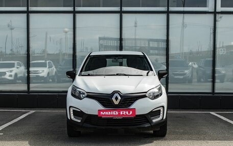 Renault Kaptur I рестайлинг, 2017 год, 1 200 000 рублей, 3 фотография