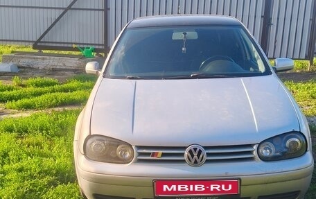 Volkswagen Golf IV, 2001 год, 179 999 рублей, 1 фотография