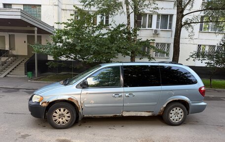 Chrysler Town & Country IV, 2005 год, 395 000 рублей, 4 фотография