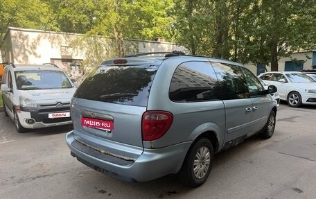 Chrysler Town & Country IV, 2005 год, 395 000 рублей, 7 фотография