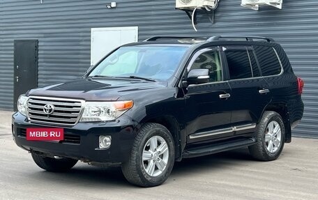 Toyota Land Cruiser 200, 2012 год, 3 800 000 рублей, 3 фотография