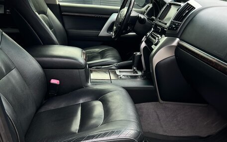 Toyota Land Cruiser 200, 2012 год, 3 800 000 рублей, 17 фотография