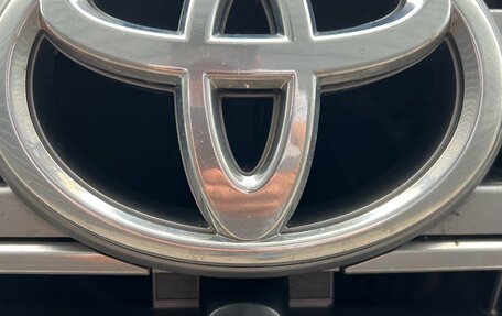Toyota Land Cruiser 200, 2012 год, 3 800 000 рублей, 26 фотография