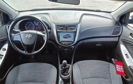 Hyundai Solaris II рестайлинг, 2014 год, 900 000 рублей, 5 фотография