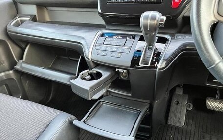 Honda Stepwgn IV, 2017 год, 1 600 400 рублей, 15 фотография
