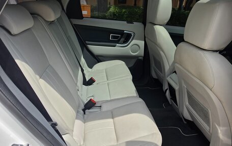Land Rover Discovery Sport I рестайлинг, 2019 год, 1 800 100 рублей, 18 фотография