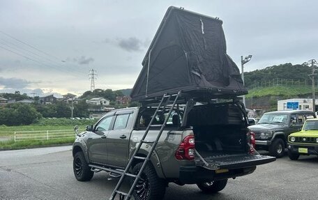 Toyota Hilux VIII, 2023 год, 4 590 000 рублей, 15 фотография