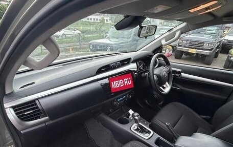 Toyota Hilux VIII, 2023 год, 4 590 000 рублей, 23 фотография