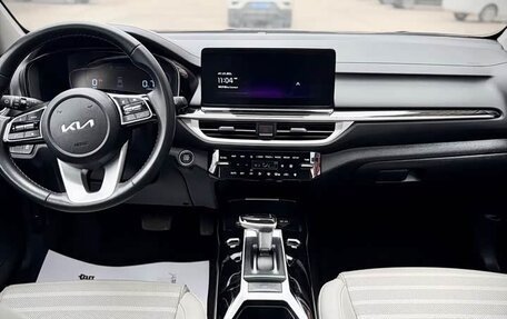 KIA K3, 2023 год, 1 360 000 рублей, 14 фотография