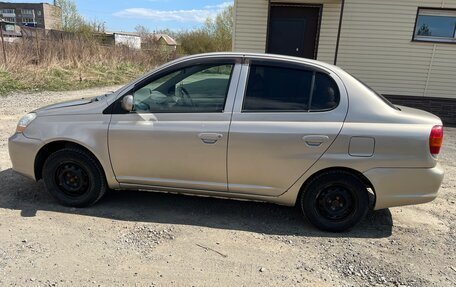 Toyota Platz, 2003 год, 300 000 рублей, 5 фотография