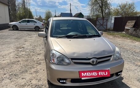 Toyota Platz, 2003 год, 300 000 рублей, 8 фотография