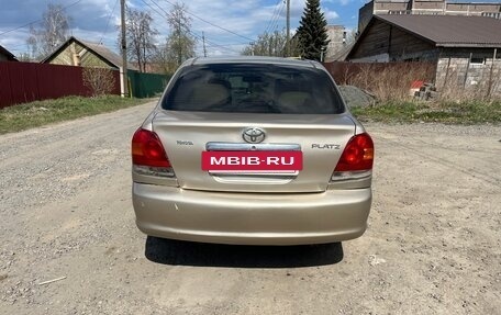 Toyota Platz, 2003 год, 300 000 рублей, 3 фотография