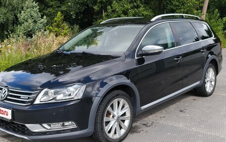 Volkswagen Passat B7, 2013 год, 1 350 000 рублей, 2 фотография