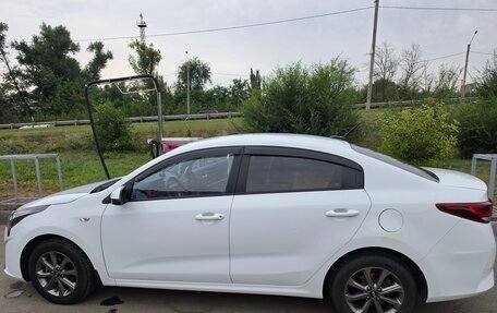 KIA Rio IV, 2021 год, 1 700 000 рублей, 4 фотография
