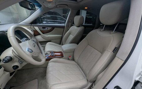 Infiniti QX70, 2015 год, 2 057 000 рублей, 8 фотография