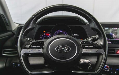 Hyundai Elantra, 2021 год, 1 880 000 рублей, 16 фотография