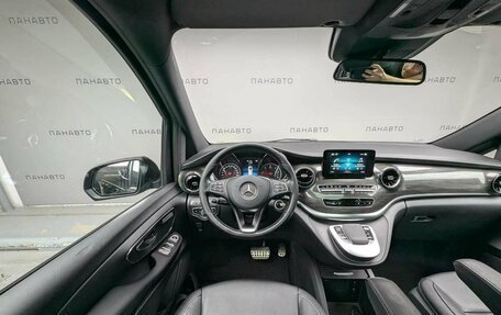 Mercedes-Benz V-Класс, 2021 год, 5 925 000 рублей, 6 фотография