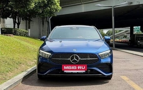 Mercedes-Benz A-Класс, 2021 год, 1 737 000 рублей, 2 фотография