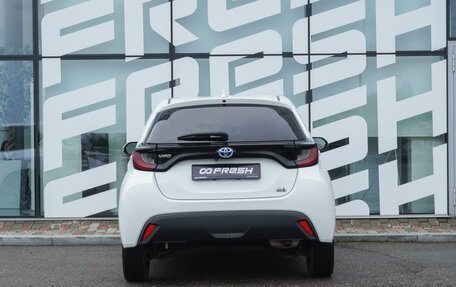 Toyota Yaris, 2020 год, 1 240 000 рублей, 4 фотография