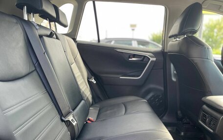 Toyota RAV4, 2020 год, 2 800 000 рублей, 22 фотография