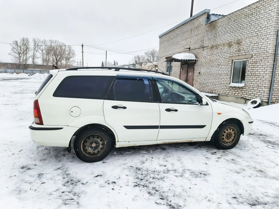 Ford Focus I рестайлинг, 2004 год, 298 500 рублей, 4 фотография