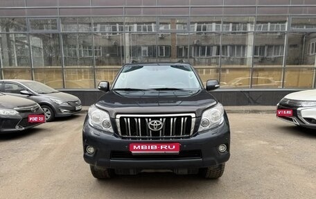 Toyota Land Cruiser Prado 150 рестайлинг 2, 2013 год, 2 500 000 рублей, 1 фотография