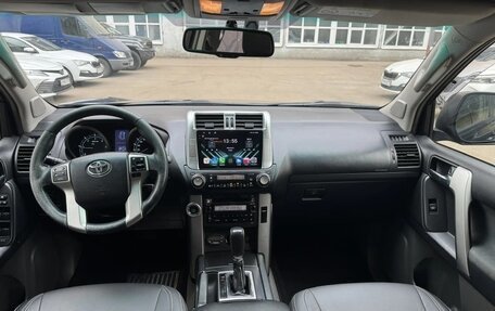 Toyota Land Cruiser Prado 150 рестайлинг 2, 2013 год, 2 500 000 рублей, 6 фотография