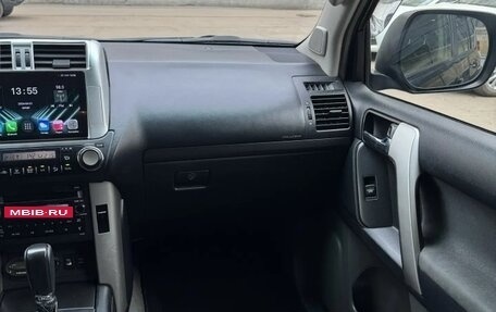 Toyota Land Cruiser Prado 150 рестайлинг 2, 2013 год, 2 500 000 рублей, 8 фотография