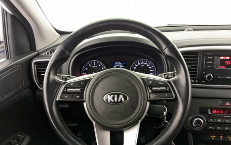 KIA Sportage IV рестайлинг, 2020 год, 2 275 000 рублей, 21 фотография