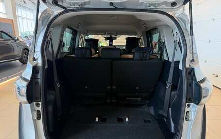 Toyota Sienta II, 2017 год, 1 429 000 рублей, 21 фотография