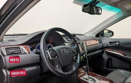 Toyota Camry, 2013 год, 1 760 000 рублей, 2 фотография