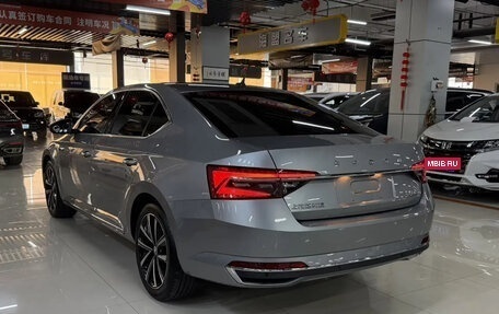 Skoda Superb III рестайлинг, 2023 год, 2 100 007 рублей, 4 фотография