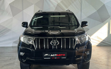 Toyota Land Cruiser Prado 150 рестайлинг 2, 2021 год, 6 300 000 рублей, 2 фотография