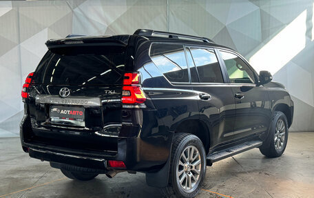 Toyota Land Cruiser Prado 150 рестайлинг 2, 2021 год, 6 300 000 рублей, 6 фотография