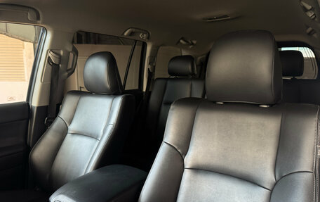 Toyota Land Cruiser Prado 150 рестайлинг 2, 2021 год, 6 300 000 рублей, 10 фотография