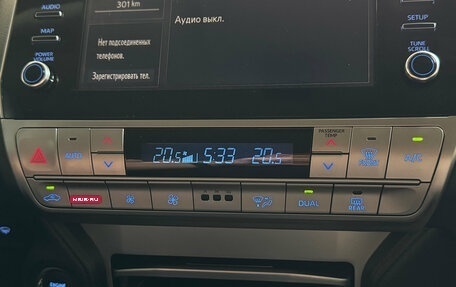 Toyota Land Cruiser Prado 150 рестайлинг 2, 2021 год, 6 300 000 рублей, 17 фотография