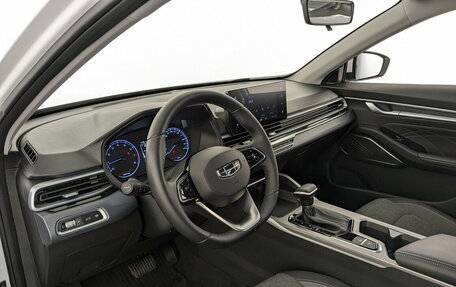Geely Emgrand, 2024 год, 1 750 000 рублей, 16 фотография