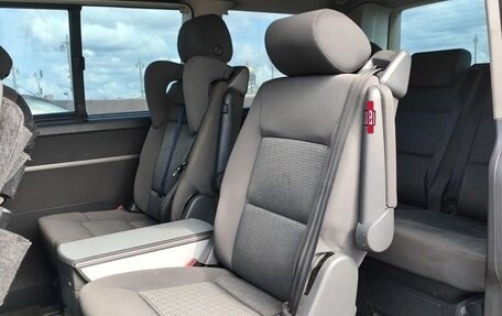 Volkswagen Multivan T5, 2007 год, 2 750 000 рублей, 17 фотография