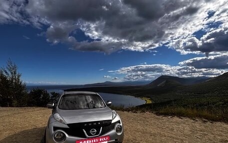 Nissan Juke II, 2011 год, 900 000 рублей, 6 фотография