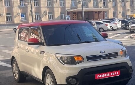 KIA Soul II рестайлинг, 2018 год, 1 700 000 рублей, 12 фотография