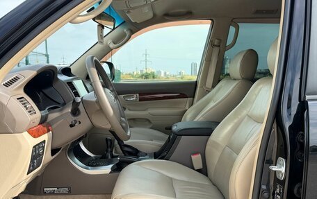 Toyota Land Cruiser Prado 120 рестайлинг, 2006 год, 2 000 000 рублей, 12 фотография