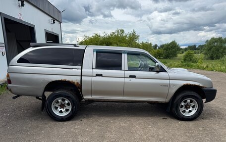 Mitsubishi L200 III рестайлинг, 2006 год, 500 000 рублей, 4 фотография