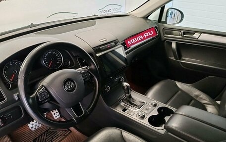 Volkswagen Touareg III, 2013 год, 1 850 000 рублей, 13 фотография