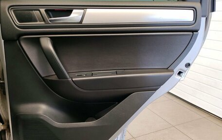 Volkswagen Touareg III, 2013 год, 1 850 000 рублей, 29 фотография