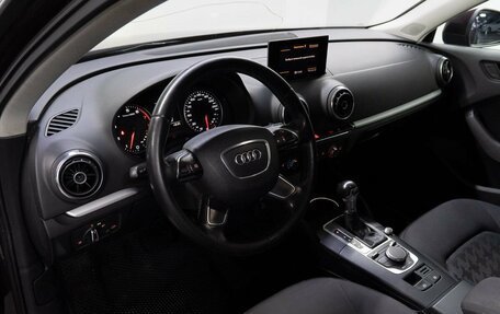 Audi A3, 2013 год, 1 170 000 рублей, 10 фотография
